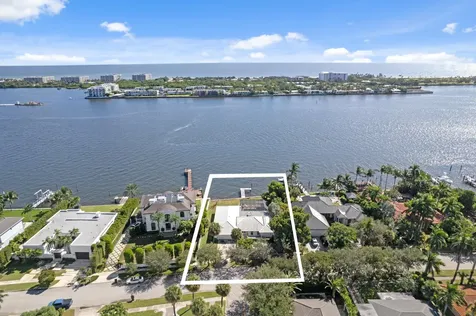 2002 Notre Dame Drive Lake Worth Beach FL 33460