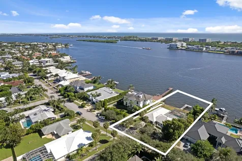 2002 Notre Dame Drive Lake Worth Beach FL 33460