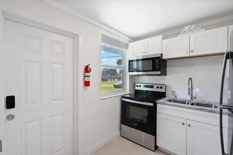 670 Hernando Street Fort Pierce FL 34949