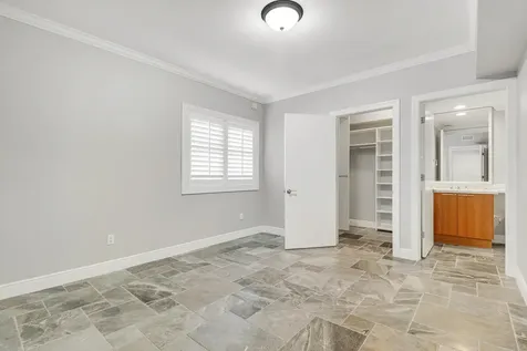 2650 Lake Shore Drive Riviera Beach FL 33404