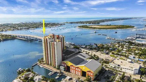 2650 Lake Shore Drive Riviera Beach FL 33404