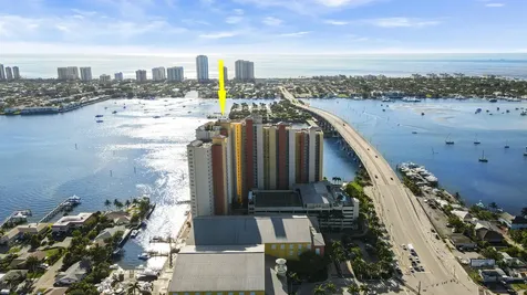 2650 Lake Shore Drive Riviera Beach FL 33404