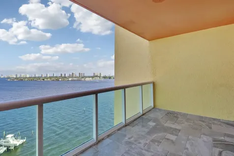2650 Lake Shore Drive Riviera Beach FL 33404