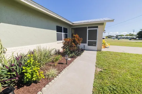 2477 Se 27th Street Okeechobee FL 34974