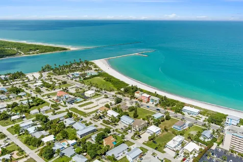 670 Hernando Street Fort Pierce FL 34949