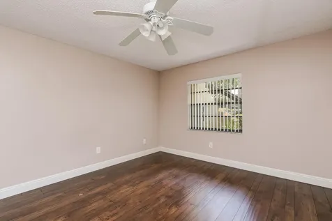 8535 Casa Del Lago Boca Raton FL 33433