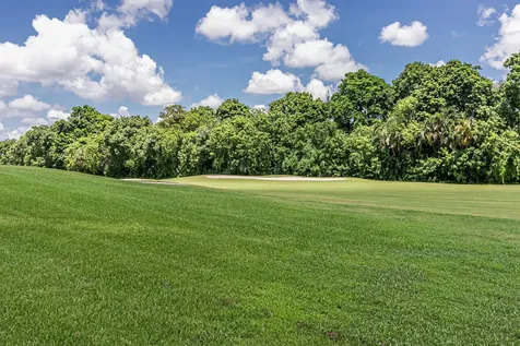 8535 Casa Del Lago Boca Raton FL 33433