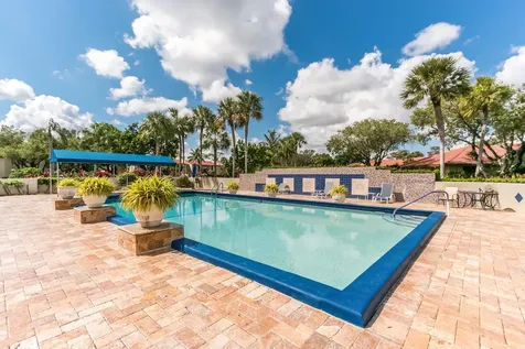 8535 Casa Del Lago Boca Raton FL 33433