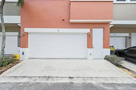 500 Pacific Grove Drive West Palm Beach FL 33401