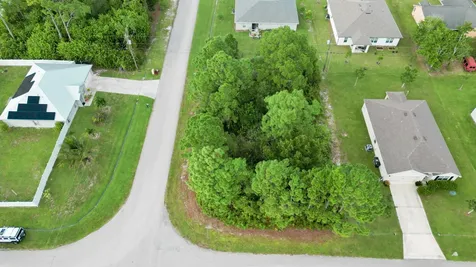1281 SW Kapok Avenue Port Saint Lucie FL 34953