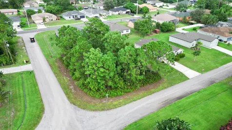 1281 SW Kapok Avenue Port Saint Lucie FL 34953