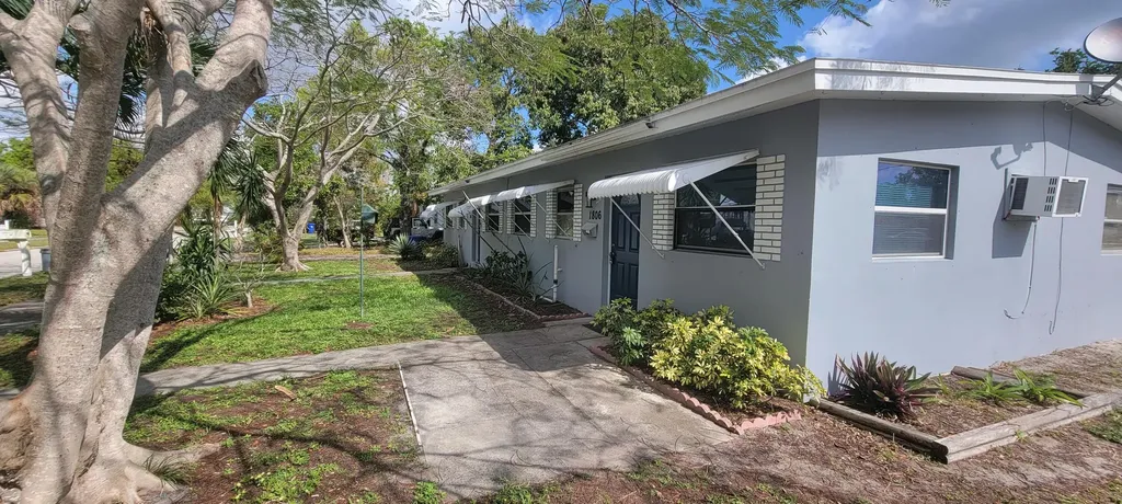 1806 22nd Avenue Vero Beach FL 32960