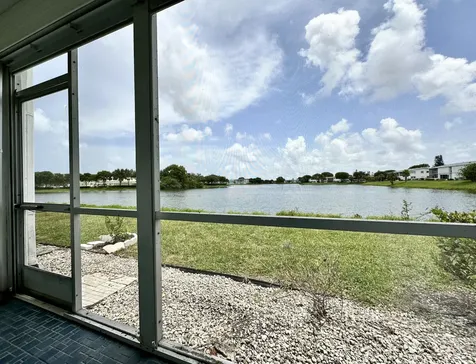 359 Chatham R West Palm Beach FL 33417