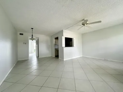 359 Chatham R West Palm Beach FL 33417