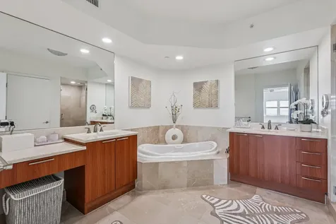 2640 Lake Shore Drive Riviera Beach FL 33404