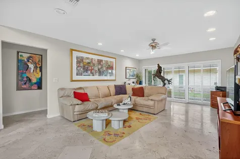 13872 Greensview Drive Palm Beach Gardens FL 33418