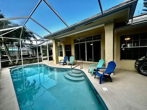 438 Sw Fairway Vista Port Saint Lucie FL 34986