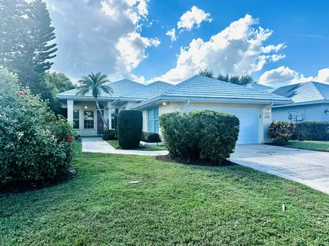 438 Sw Fairway Vista Port Saint Lucie FL 34986