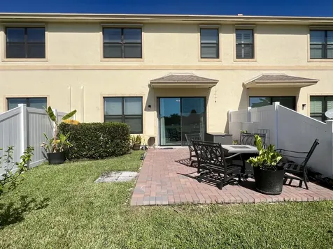 9854 E Villa Circle Vero Beach FL 32966