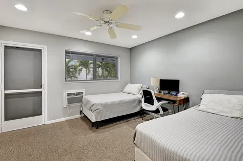 2430 S Federal Highway Boynton Beach FL 33435