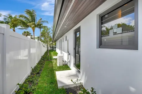 Deerfield Beach FL 33441