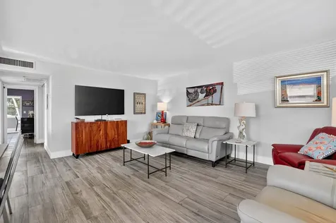 360 Flanders H Delray Beach FL 33484