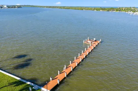 200 Intracoastal Place Tequesta FL 33469