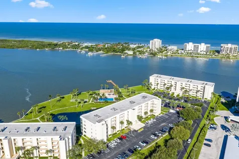 200 Intracoastal Place Tequesta FL 33469