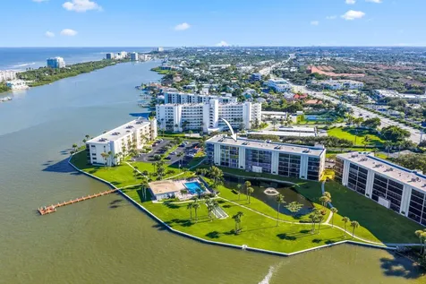200 Intracoastal Place Tequesta FL 33469