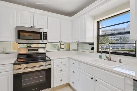 200 Intracoastal Place Tequesta FL 33469
