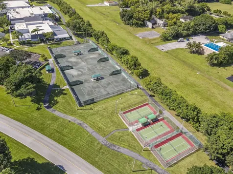 6865 Huntington Lane Delray Beach FL 33446