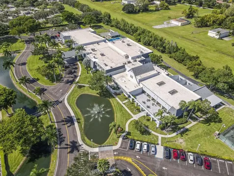 6865 Huntington Lane Delray Beach FL 33446