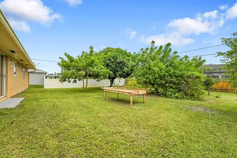 1652 Sw Crawford Avenue Port Saint Lucie FL 34953