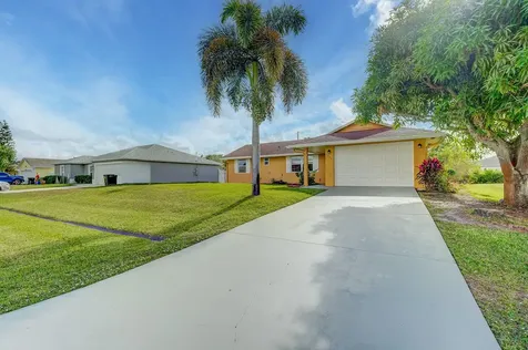 1652 Sw Crawford Avenue Port Saint Lucie FL 34953
