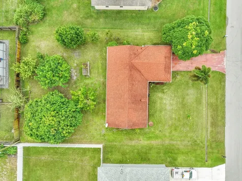 1652 Sw Crawford Avenue Port Saint Lucie FL 34953