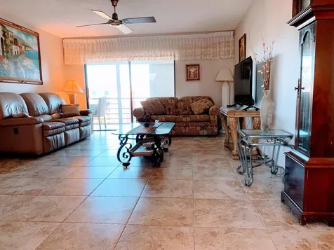 4140 NW 44th Avenue Lauderdale Lakes FL 33319