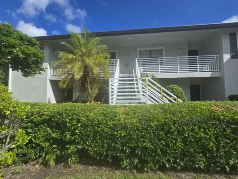 32 Southport Lane Boynton Beach FL 33436