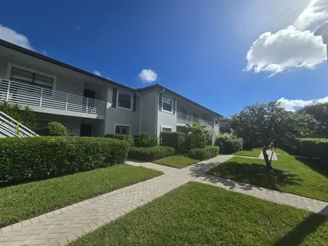 32 Southport Lane Boynton Beach FL 33436