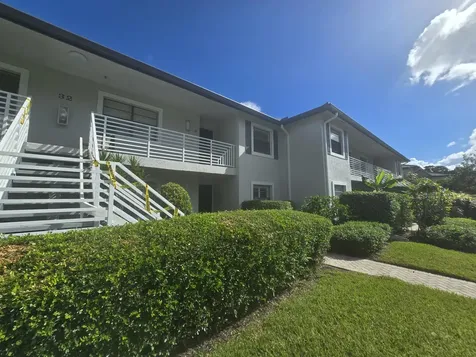 32 Southport Lane Boynton Beach FL 33436