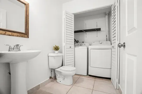 7690 Courtyard Run Boca Raton FL 33433