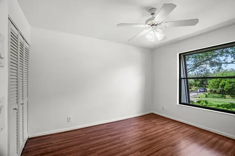 7690 Courtyard Run Boca Raton FL 33433