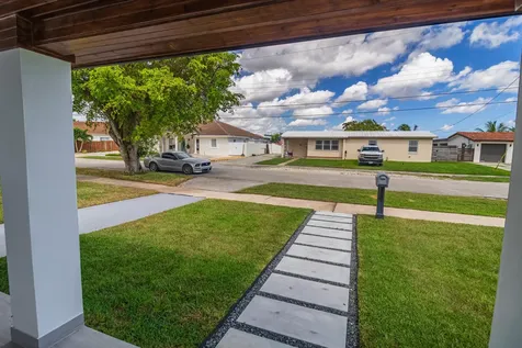 11014 Westwood Lake Drive Miami FL 33165