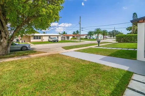 11014 Westwood Lake Drive Miami FL 33165