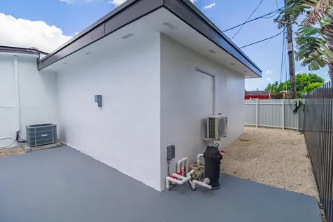 11014 Westwood Lake Drive Miami FL 33165