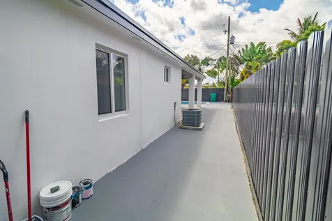 11014 Westwood Lake Drive Miami FL 33165