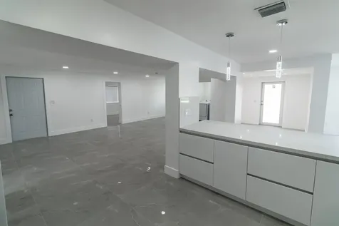 11014 Westwood Lake Drive Miami FL 33165