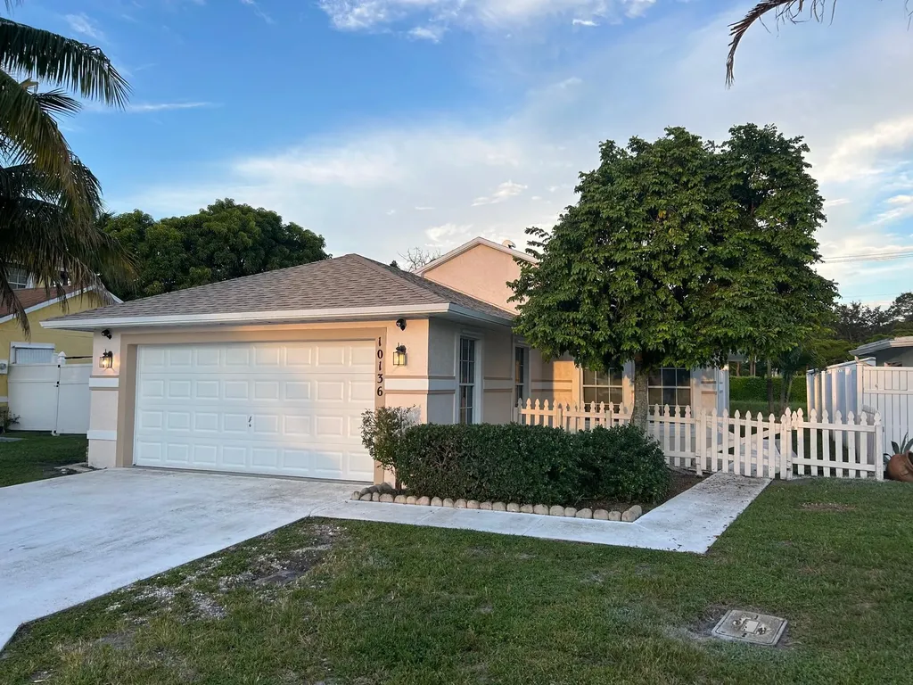10136 Boynton Place Circle Boynton Beach FL 33437