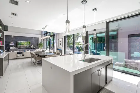 520 Ne 4th Lane Boca Raton FL 33432