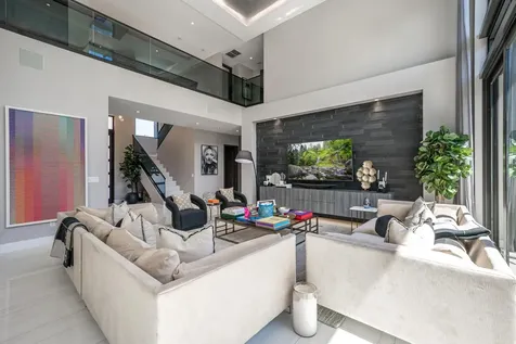 520 Ne 4th Lane Boca Raton FL 33432