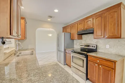 2074 Se Doverbrook Street Port Saint Lucie FL 34983